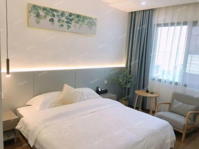 Happy Family Hotel