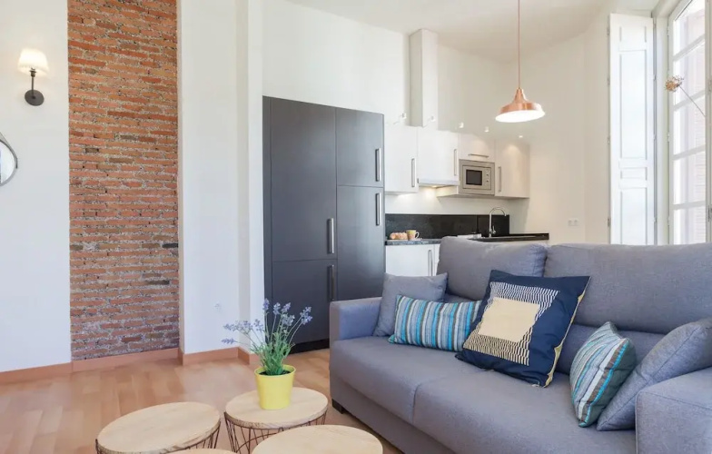 Cozy Flat Niño de Guevara