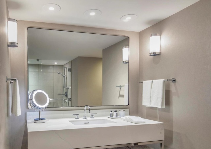 The Marquette Hotel, Curio Collection by Hilton photo 11
