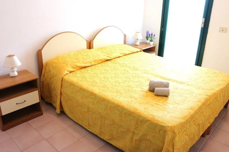 1 Bedroom Apartment with balcony