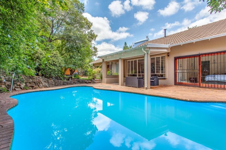 3 Bedrooms Chalet