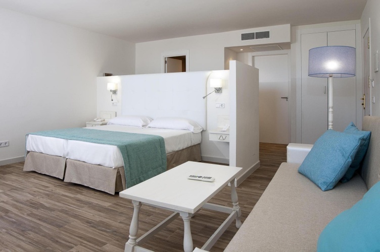 FERGUS Style Cala Blanca Suites photo 7