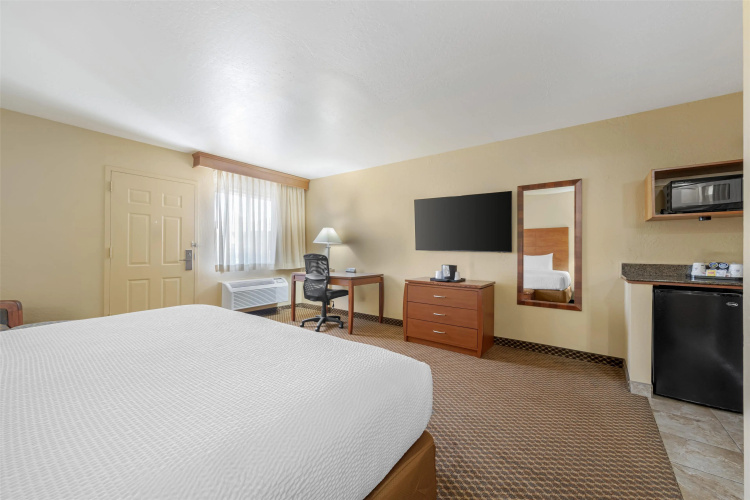 Best Western Cottonwood Inn photo 8