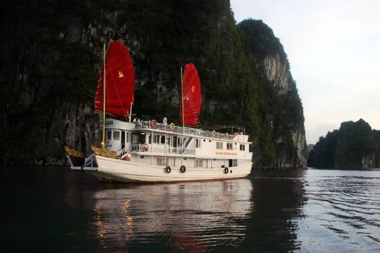 Halong Overnight In Cat Ba Island