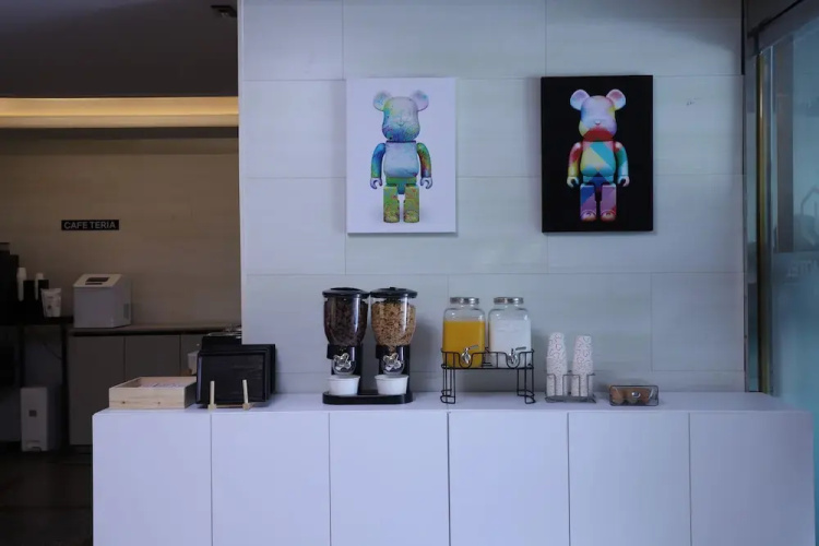 VOVO Hotel