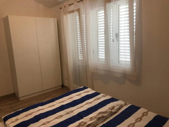 Ideal Holiday Apartment 2