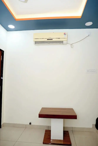 Radhe Krishna Hotel and Restaurant