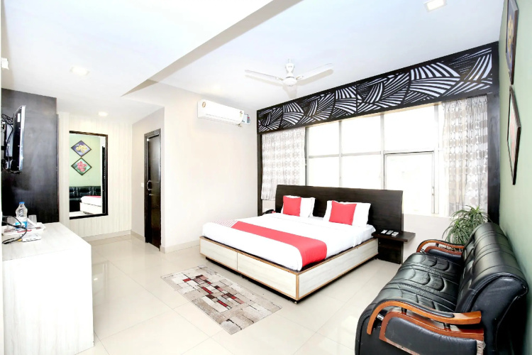 OYO 6394 Hotel Karma