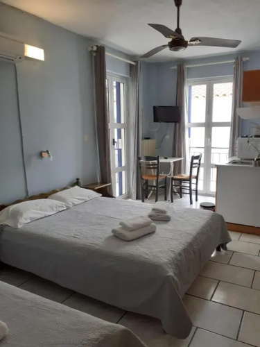 Almiriki Rooms
