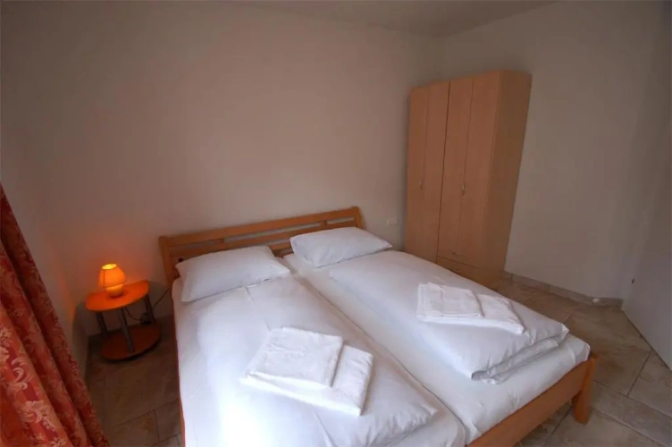 2 Bedrooms Penthouse Apartment with balcony