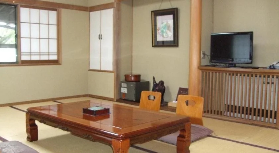 Marunaka Ryokan