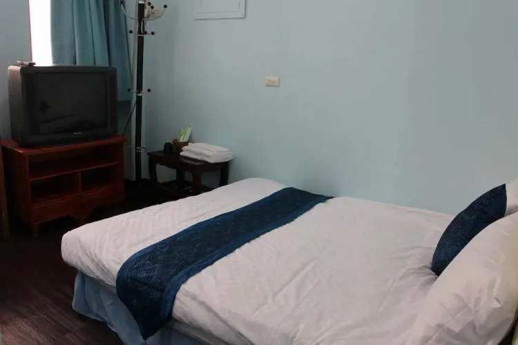 Wm & S - Hostel