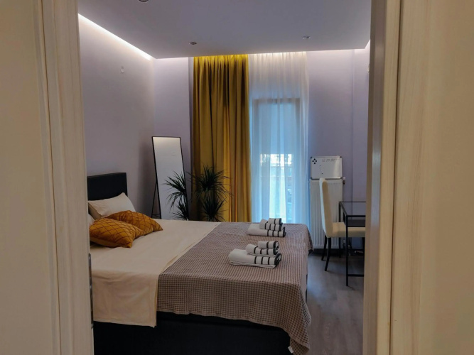 Luxury studios with KING-SIZE bed