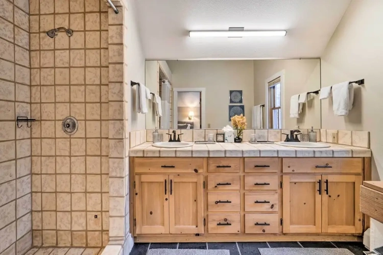 2 Bedrooms Cottage