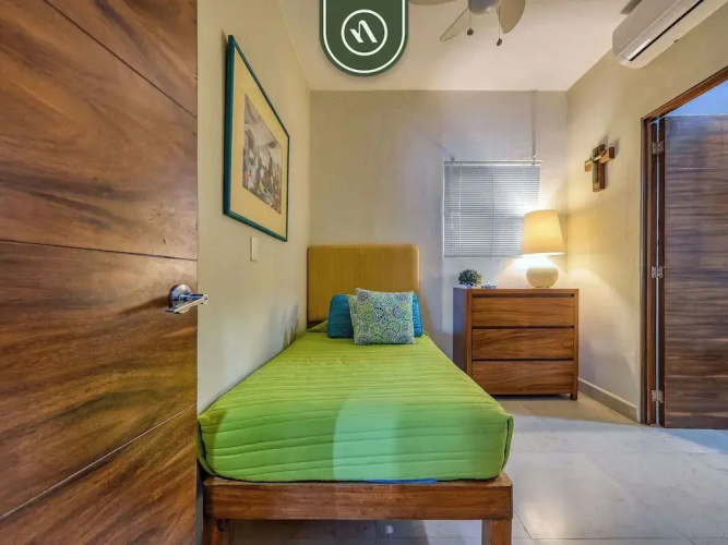 Oceanview 4 BR Condo - Pool - Beach - Terrace