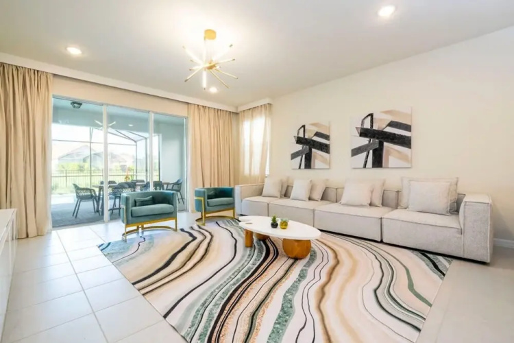 3961 Luxury 7BD Home