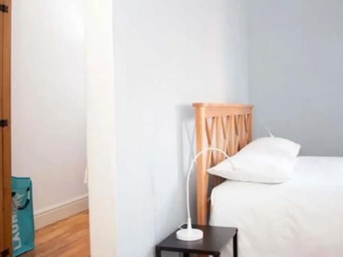 Pleasant Holiday Home in Gloucester Near Cathedral