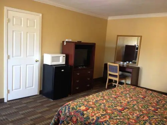 Budget Inn Mount Pleasant