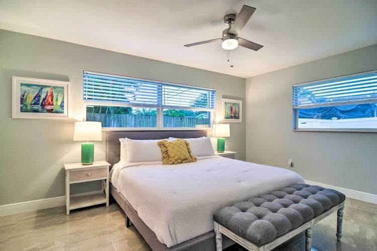 4 Bedrooms Cottage
