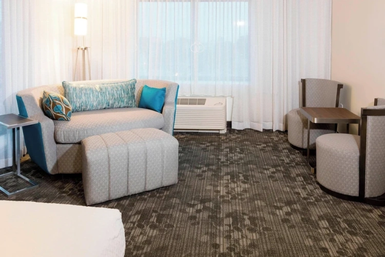 Executive Quadruple Suite with inland view