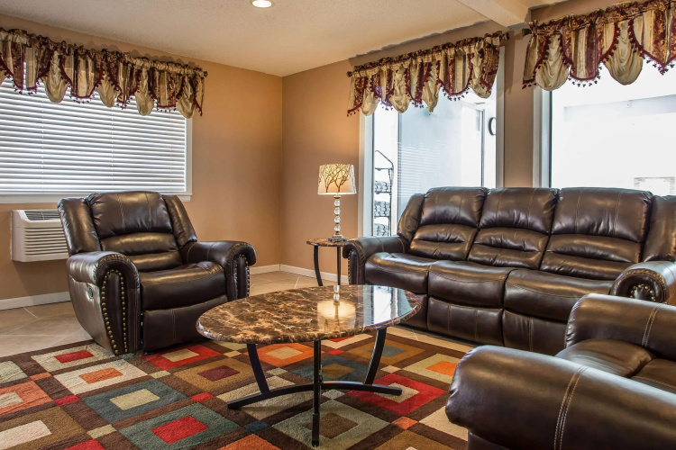 Quality Inn & Suites West Bend