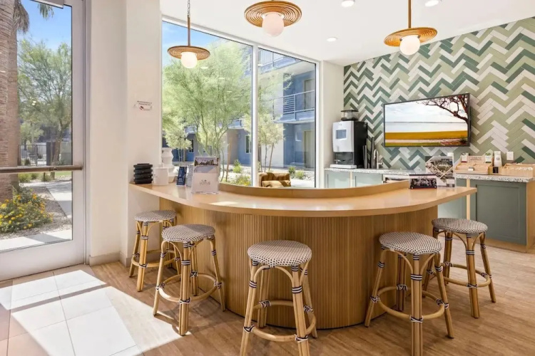 Landing Apartments Glendale