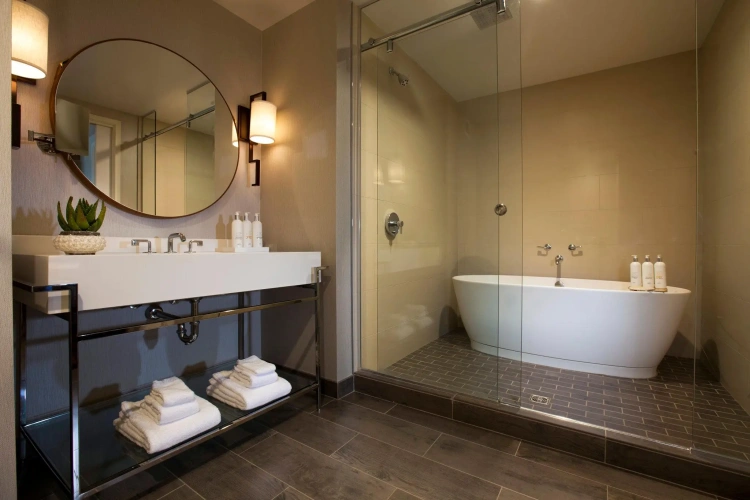 Double Suite
