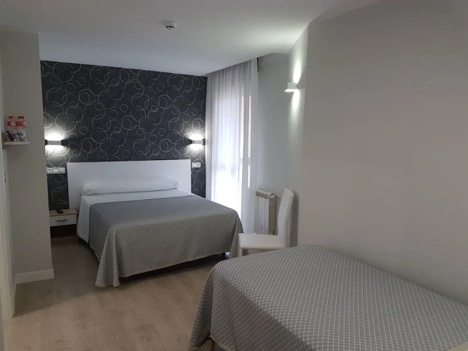 Standard Triple room with balcony