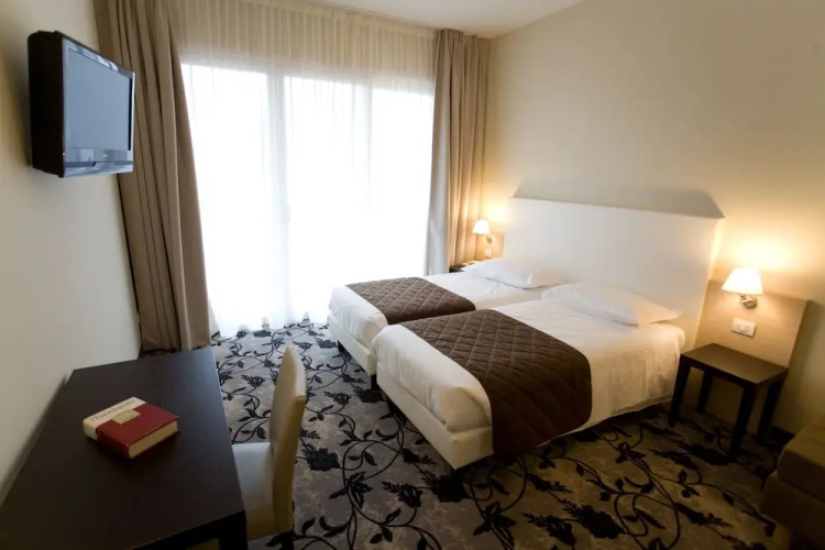 Hotel Regal  Apartments