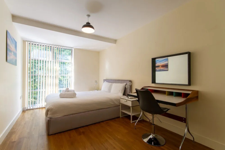 TP Apartments - St Paul's