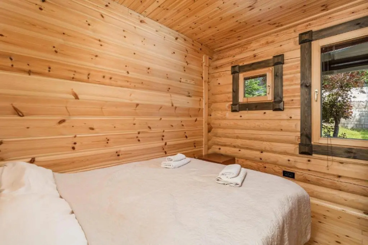 Holiday House Abies
