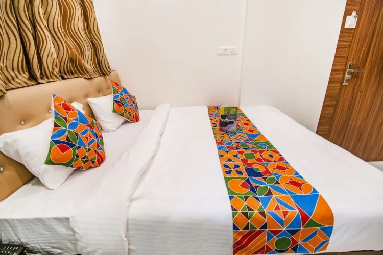 Fabhotel Grand Inn