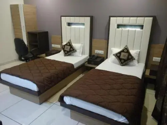 Hotel Anand Corner