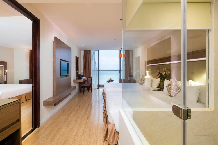 Family Suite with balcony and with sea view