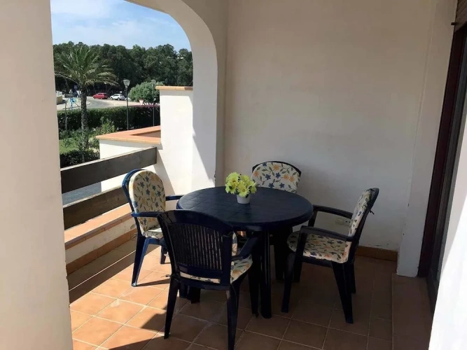 1 Bedroom Apartment with balcony