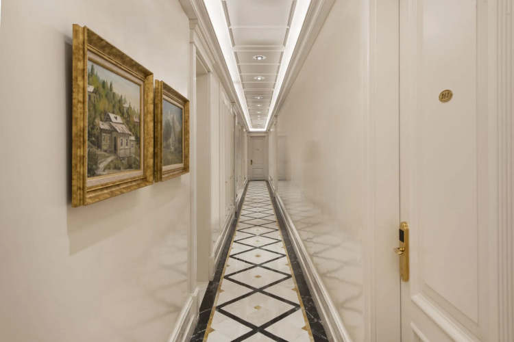 1890 Suites Hotel