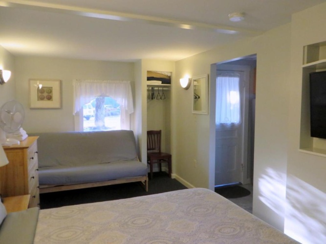 1 Bedroom Suite