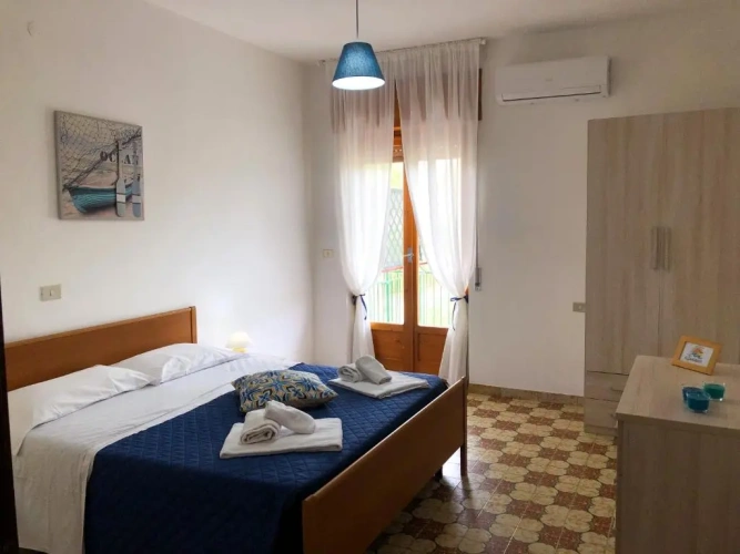Apartment with sea view
