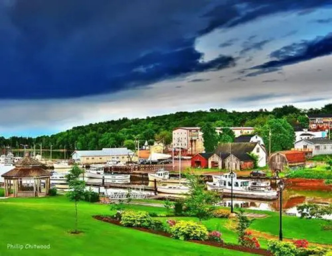 Awakenings Inn