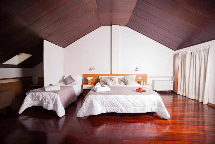Hotel Ares