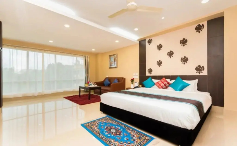 Central Courtyard Boutique Resort