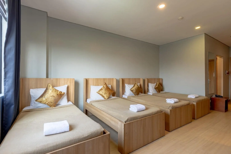 Standard Quadruple room