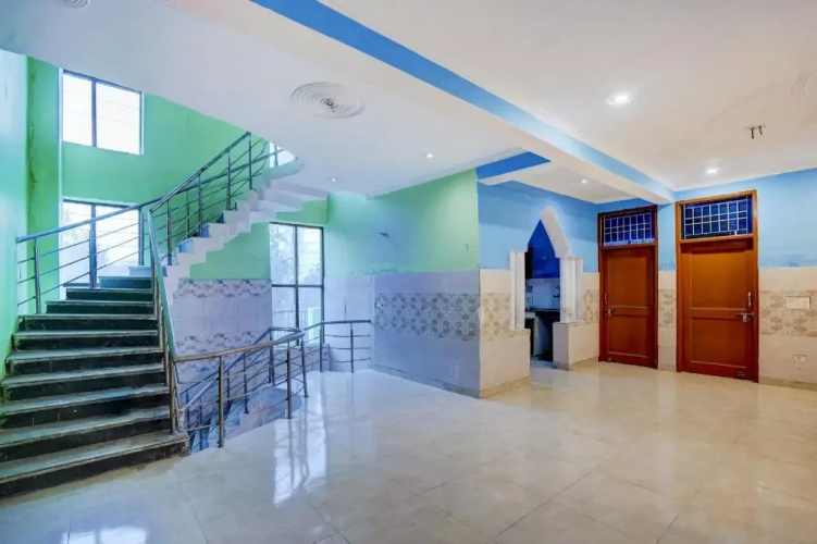 Akshit Residency by OYO Rooms