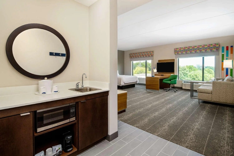 Quadruple Suite