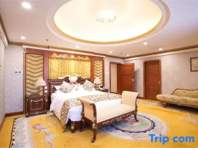 Presidential Suite