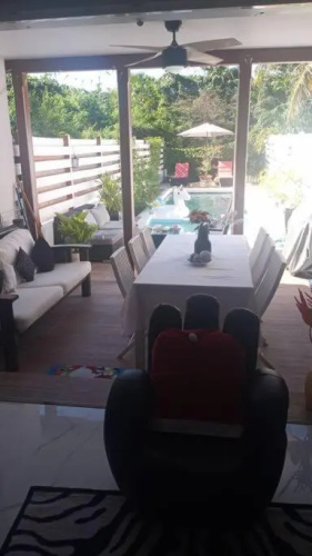 Beach house with nice private pool ,baie orientale