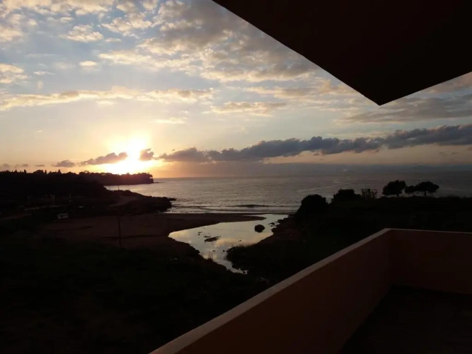 Standard Triple room with sea view