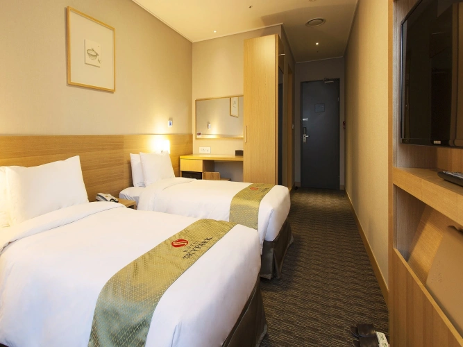Standard Twin room