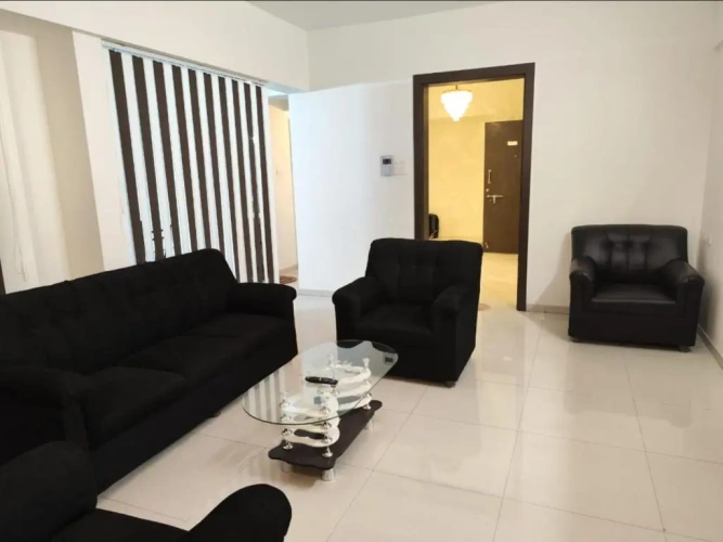 3 Bedrooms Apartment