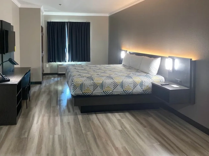 Standard Double Suite